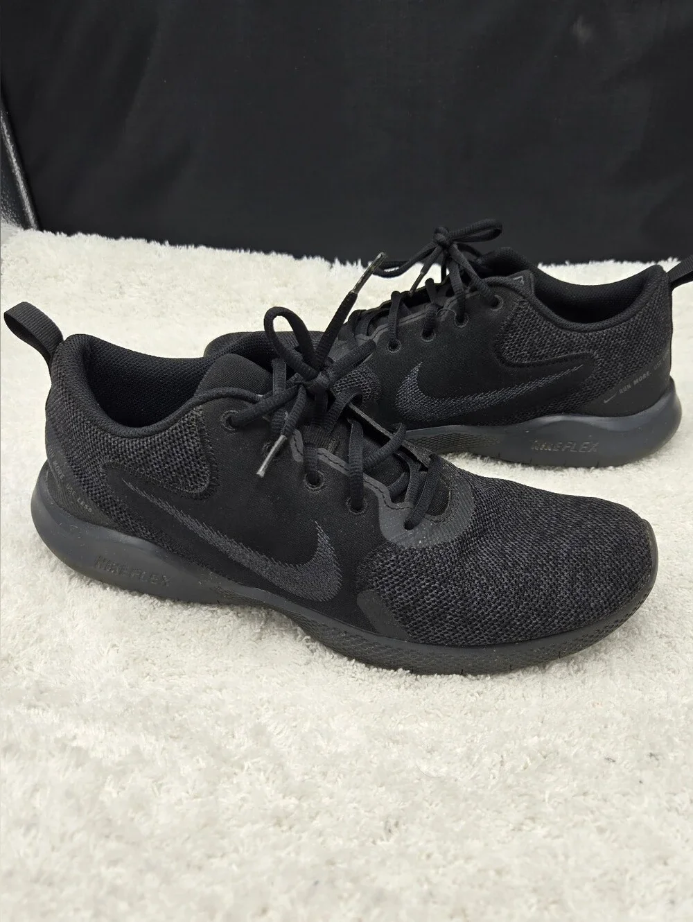 Nike Flex Experience Run 'Black Dark Smoke Grey' Sz 11.5
